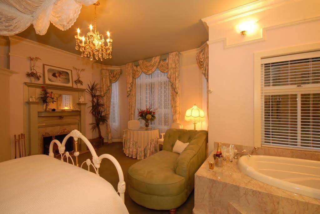 Humboldt House Bed & Breakfast 빅토리아 외부 사진